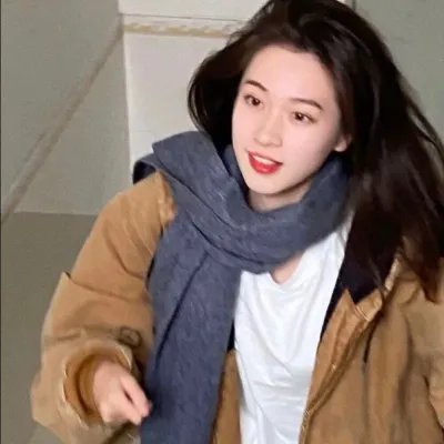 黄昏时分、牵着手